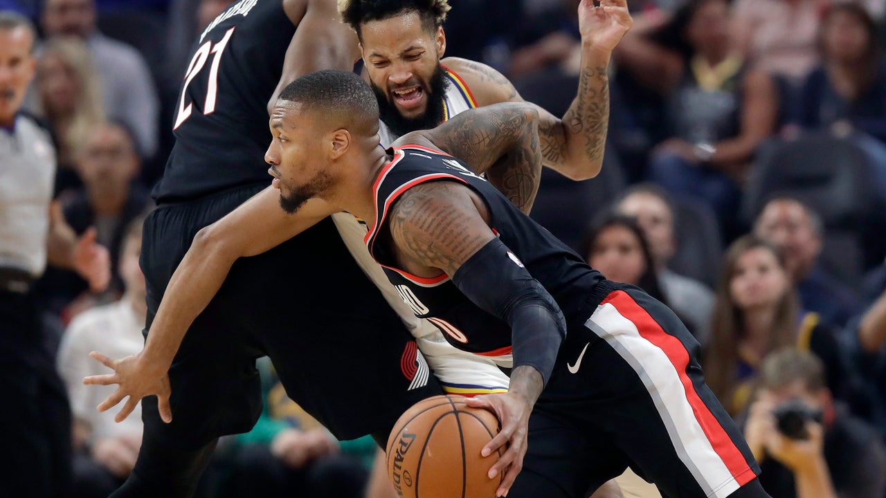 Paschall, young Warriors beat Blazers for 1st home win
